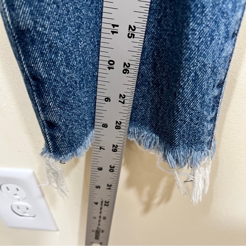 Levi's Wedgie Straight High Rise Jeans size25 EUC raw hem distressed blue denim - Picture 5 of 9